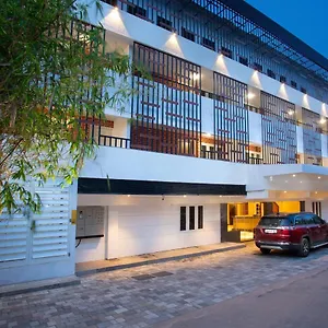 3* Hotel Keerthi