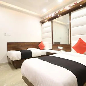 https://kabir-palace.hotelsdelhi.org